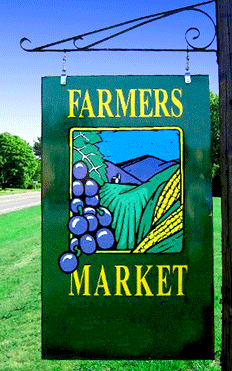 A Farmer's Market - the perfect place for organic food on a budget.
