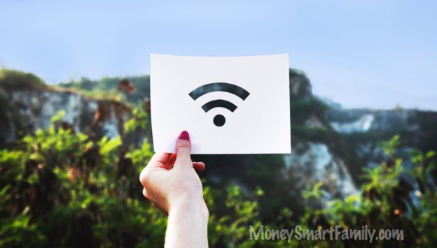"How to get free internet from restaurants, coffee houses and retail stores.
